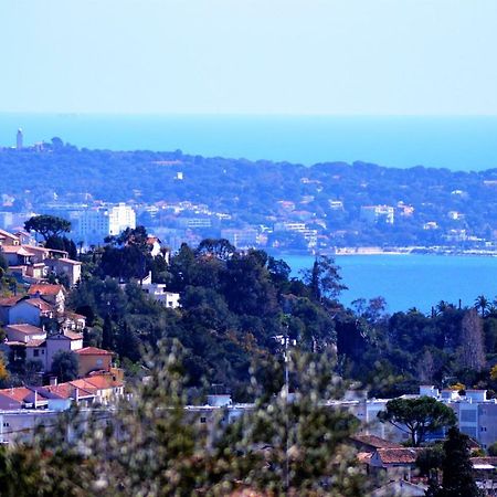 Villa La Terre Des Lauriers Vallauris Esterno foto