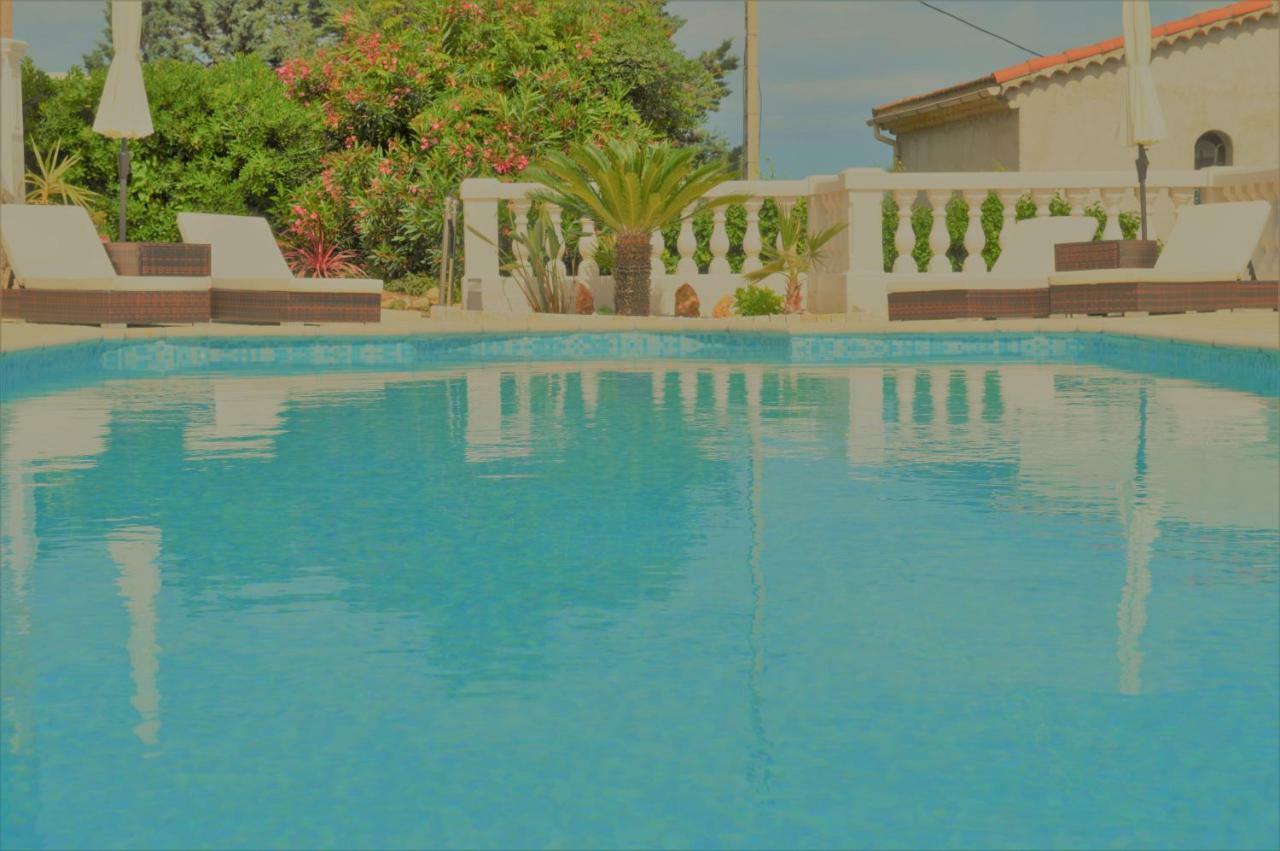 Villa La Terre Des Lauriers Vallauris Esterno foto