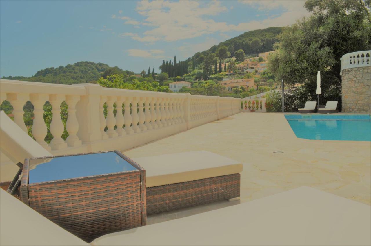 Villa La Terre Des Lauriers Vallauris Esterno foto