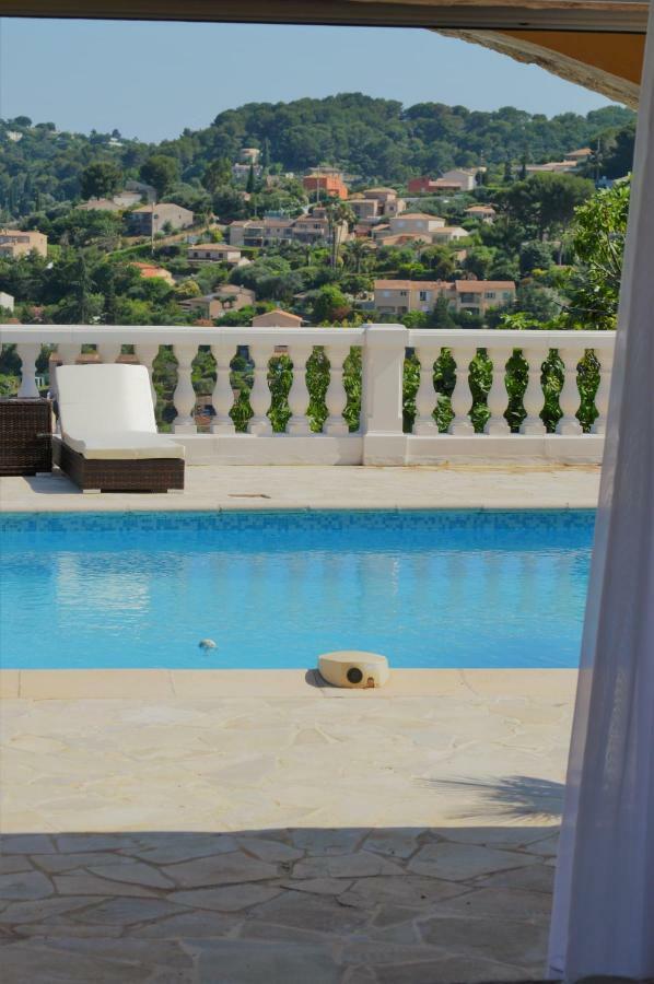 Villa La Terre Des Lauriers Vallauris Esterno foto